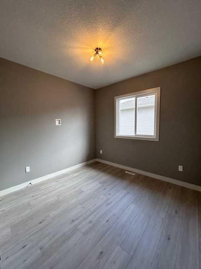 11326 107 Avenue, Home with 3 bedrooms, 2 bathrooms and 6 parking in Grande Prairie AB | Image 8