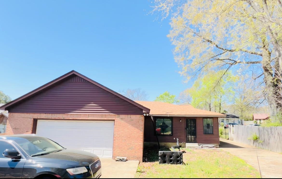Mikewood Dr, Memphis, TN 38128