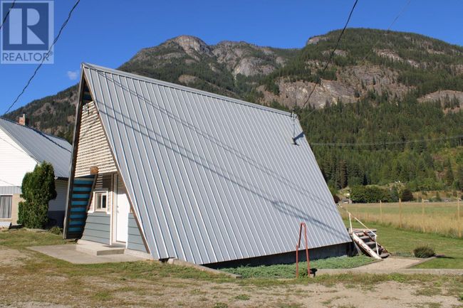 3152 Highway 6, House other with 3 bedrooms, 2 bathrooms and null parking in Slocan Park BC | Image 41