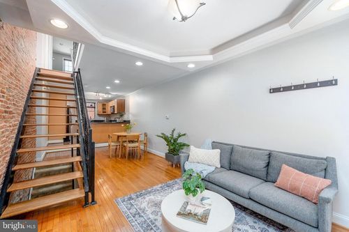 230 N Port St, BALTIMORE, MD, 21224-1026 | Card Image