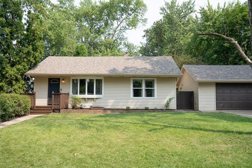 2027 Northwood Dr, North Saint Paul, MN, 55109-4032 | Card Image