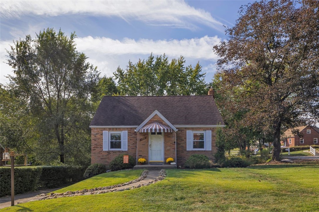 Lily Dr, Glenshaw, PA 15116