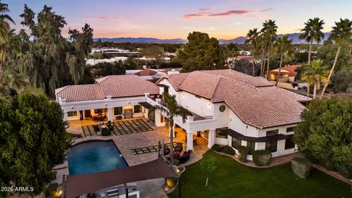 9030 N 48th Pl, Paradise Valley, AZ, 85253-1516 | Card Image