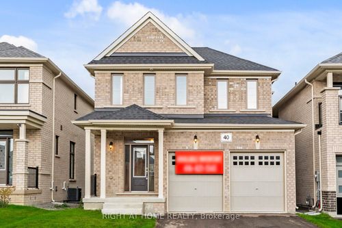 40 Ainslie Hill Cres, Sutton West, ON, L0E1R0 | Card Image