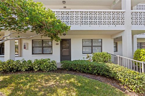 111-4910 Bay St Ne, ST PETERSBURG, FL, 33703-4079 | Card Image
