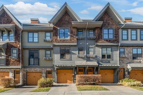 444 Ascot Cir Sw, Calgary, AB, T3H0X3 | Card Image