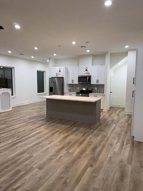 9005 Comal St, Houston, TX, 77051-2319 | Card Image