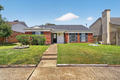 1809 Smokey Mountain Trl, Mesquite, TX, 75149-4859 | Card Image