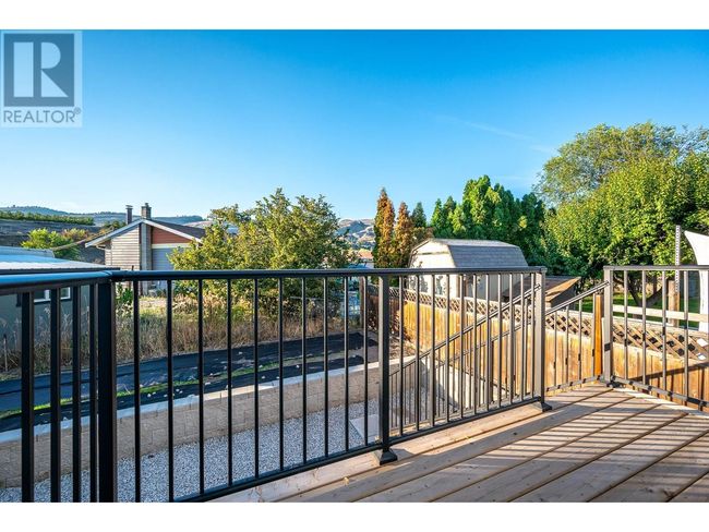 7 - 5661 Okanagan Ave, Townhouse with 3 bedrooms, 3 bathrooms and 2 parking in Vernon BC | Image 8
