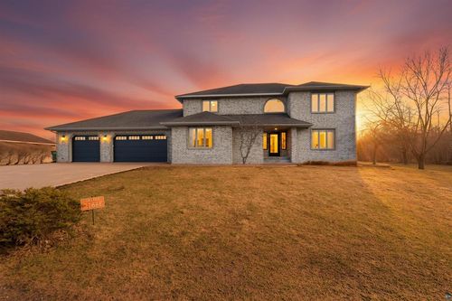 2166 E Detroit Street, Superior, WI, 54880 | Card Image