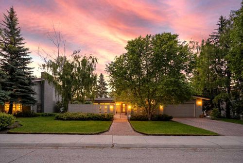 72 Massey Pl Sw, Calgary, AB, T2V2G8 | Card Image