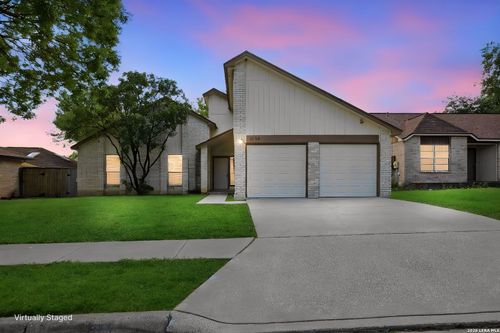 2713 Lockwood Ln, Schertz, TX, 78154-2715 | Card Image