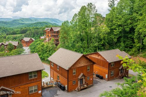 4508 Shangrila Way, Sevierville, TN, 37876 | Card Image