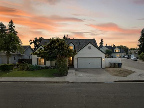 1922 W Los Altos Ave, Clovis, CA, 93611 | Card Image