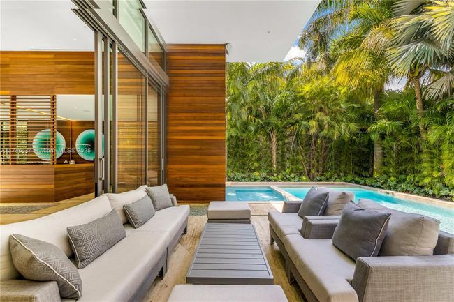 250 Ocean Blvd, House other with 8 bedrooms, 10 bathrooms and null parking in Golden Beach FL | Image 42