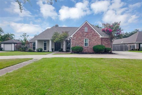 4916 Westridge Park W, Lake Charles, LA, 70605-6748 | Card Image