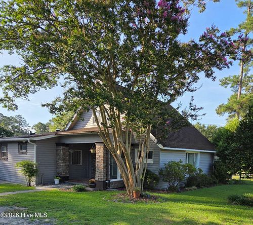 612 River Rd, Trent Woods, NC, 28562-7462 | Card Image