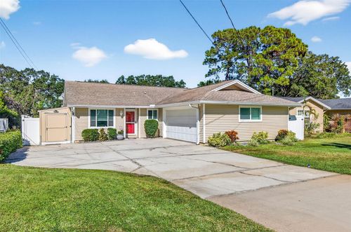 2366 Pembrook Dr, CLEARWATER, FL, 33764-6511 | Card Image