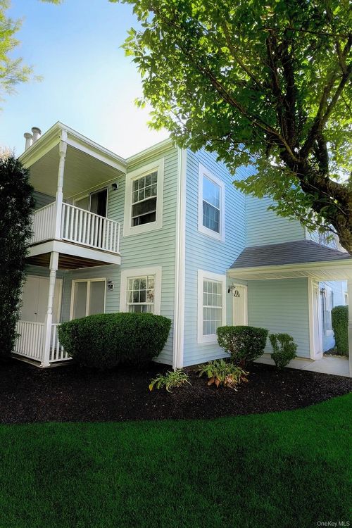 263 Fairview Cir, Middle Island, NY, 11953-2357 | Card Image