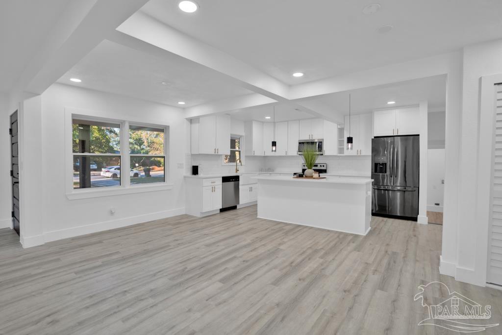 Cross St, Pensacola, FL 32503