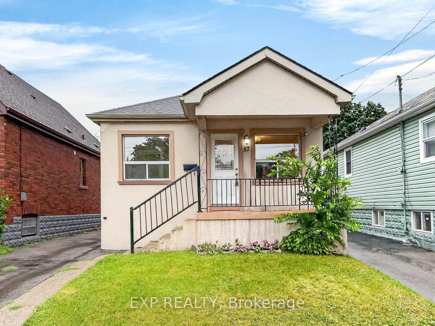 Residential in Hamilton 4
