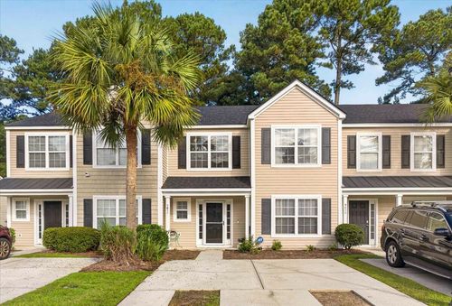 9032 Maple Grove Dr, Summerville, SC, 29485-8865 | Card Image