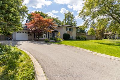 1198 Willowbrook Dr, House other with 4 bedrooms, 2 bathrooms and 7 parking in Oakville ON | Image 2