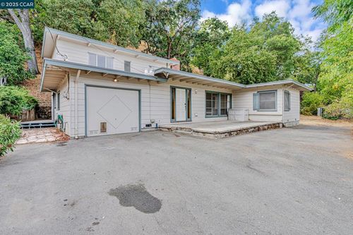2435 Lunada Ln, Alamo, CA, 94507-2610 | Card Image