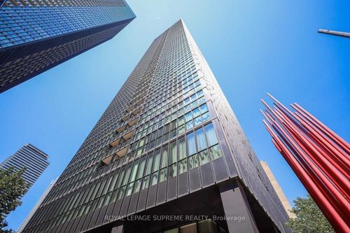 3109-110 Charles St E, Toronto, ON, M4Y1T5 | Card Image