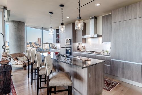 apt-1604-3130 N Harwood St, Dallas, TX, 75201-1118 | Card Image