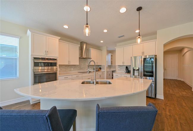 4808 Jackson Club Loop, House other with 4 bedrooms, 4 bathrooms and null parking in TAMPA FL | Image 5