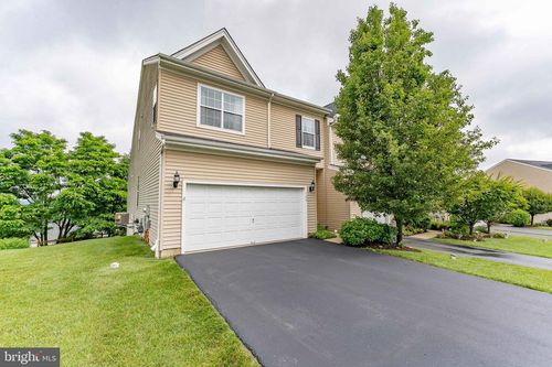 120 Pinkerton Rd, VALLEY TOWNSHIP, PA, 19320-2082 | Card Image