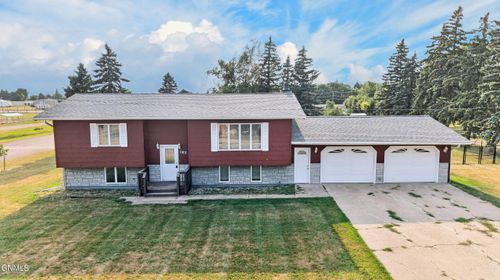 302 15th St Se, Cooperstown, ND, 58425-7141 | Card Image