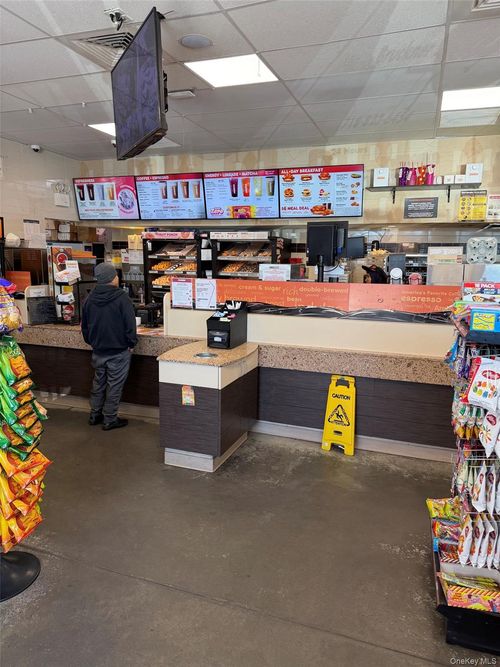 1881 Bruckner Blvd, Bronx, NY, 10472-6509 | Card Image