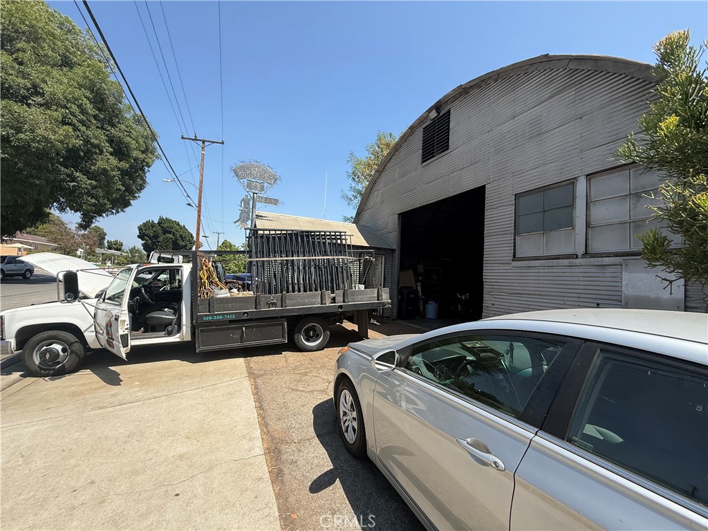 Commercial Sale in Monrovia 4