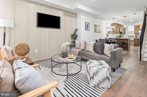 2508 E Preston St, BALTIMORE, MD, 21213-3722 | Card Image