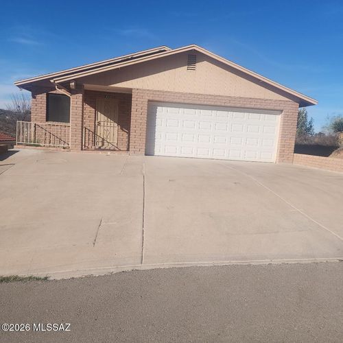 829 E Calle Esplendor, Nogales, AZ, 85621 | Card Image