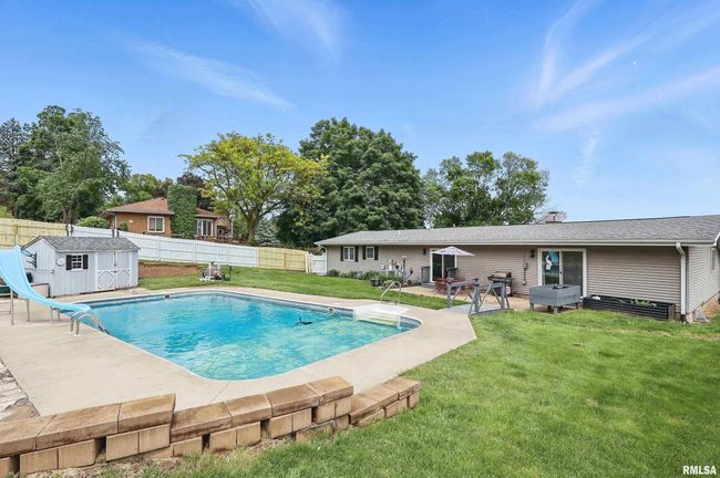 21704 283 Rd Ave, House other with 4 bedrooms, 3 bathrooms and null parking in Le Claire IA | Image 48
