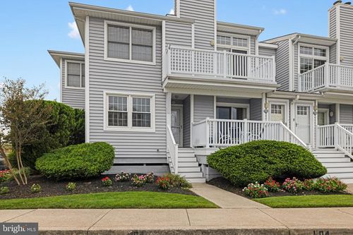 104-400 E Marina Ct, North Wildwood, NJ, 08260-6074 | Card Image