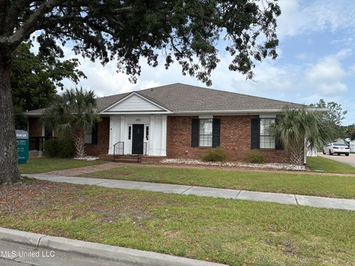 1201 31st Ave, Gulfport, MS, 39501-1847 | Card Image
