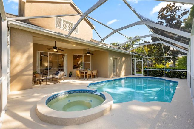 Gorgeous outdoor pool area. | Image 53