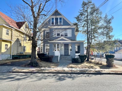 31-33 Norfolk St, Hartford, CT, 06112 | Card Image