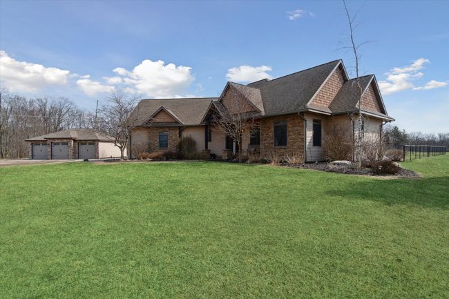 7020 Mancour Dr, House other with 5 bedrooms, 5 bathrooms and null parking in Grand Blanc MI | Image 48