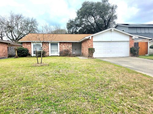 8519 Riverside Walk Ln, Houston, TX, 77064-8021 | Card Image