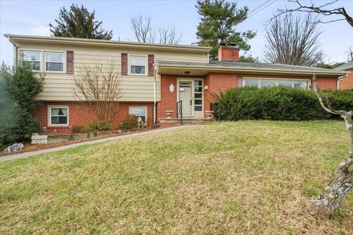 3636 Grandview Ave Nw, Roanoke, VA, 24012-3343 | Card Image