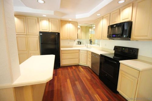 373-6780 Friars Rd, San Diego, CA, 92108-5100 | Card Image