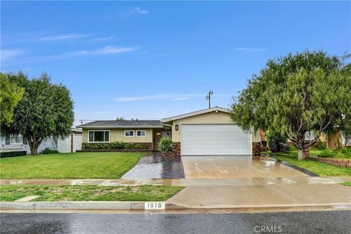 1616 Sandalwood Street, Costa Mesa, CA, 92626 | Card Image