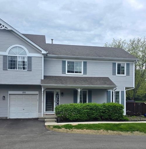 100 Village Creek Dr, Lake In The Hills, IL, 60156-4899 | Card Image