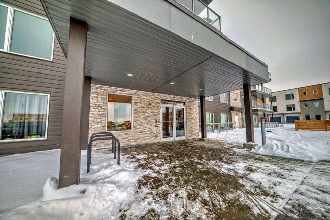 207 - 200 Shawnee Square Sw, Home with 2 bedrooms, 2 bathrooms and 1 parking in Calgary AB | Image 2