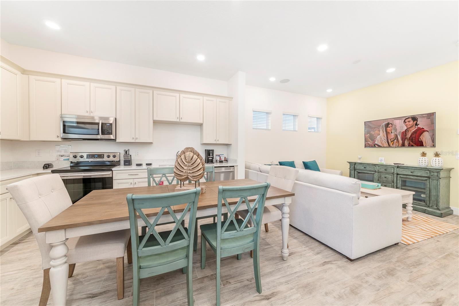 Residential in KISSIMMEE 5